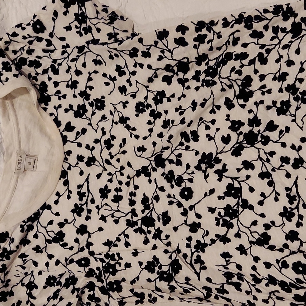 J crew tee shirt